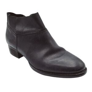 Gianni Bini Black Leather Ankle Booties 1.3" Stacked Heel Size 6M